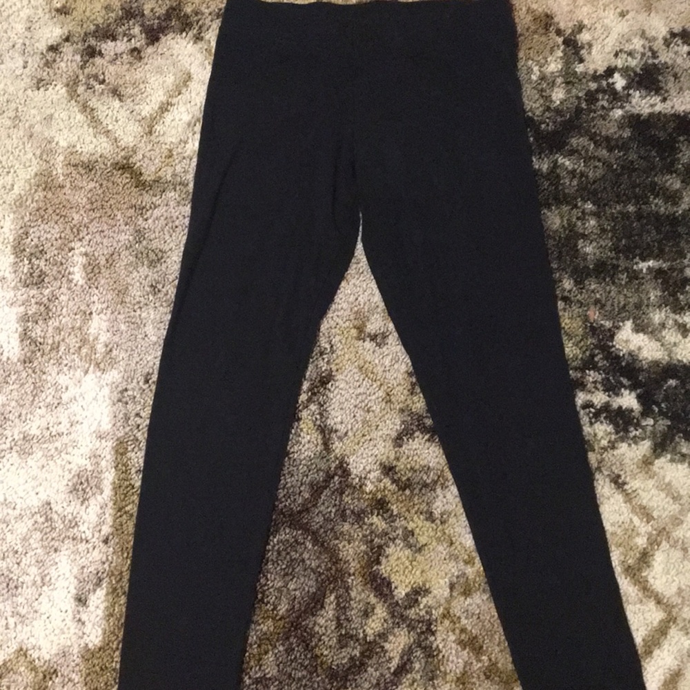 Black leggings